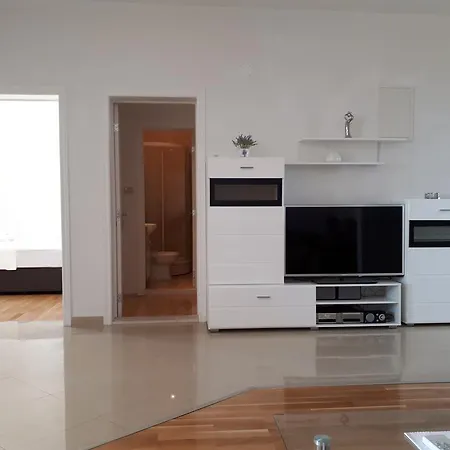 Naja Apartamento Makarska